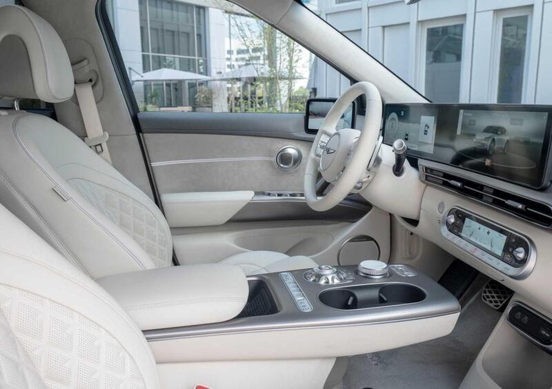 Genesis eGV60 (8)