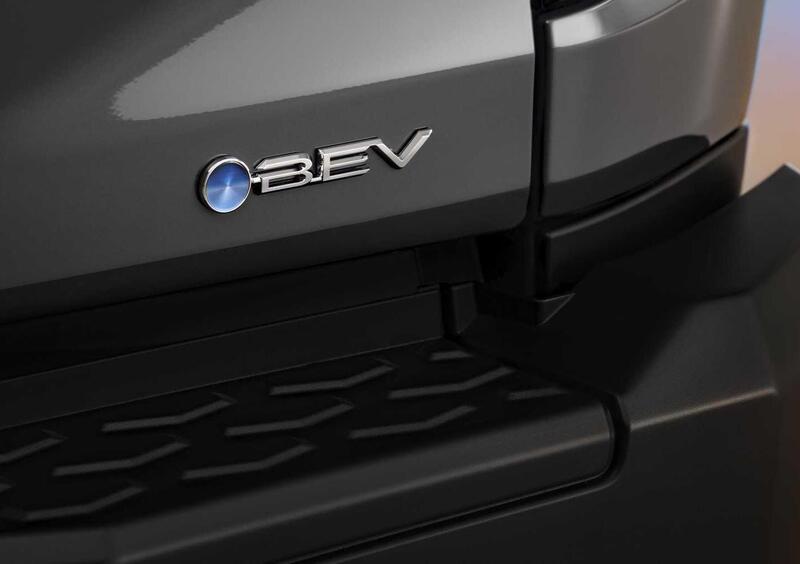 Toyota Hilux (2026-->>) (13)