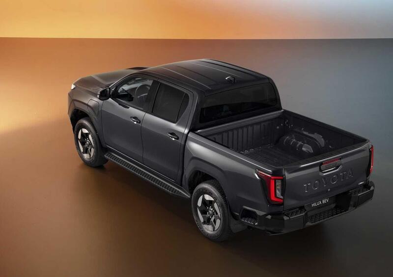 Toyota Hilux (2026-->>) (3)