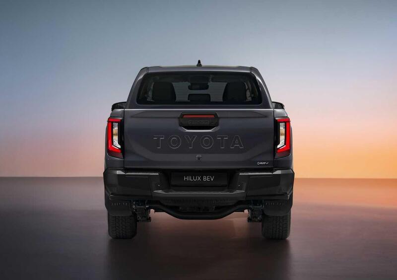 Toyota Hilux (2026-->>) (7)