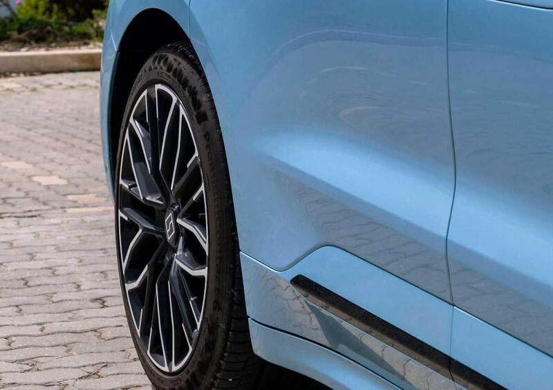 Zeekr 001 (2026-->>) (12)