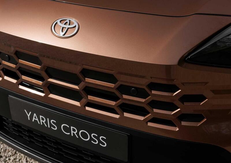 Toyota Yaris Cross (2021-->>) (14)