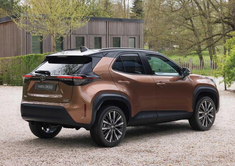 Toyota Yaris Cross (2021-->>) (3)