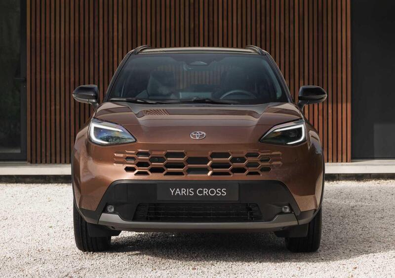 Toyota Yaris Cross (2021-->>) (9)