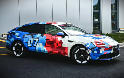 MG 07 sfida Tesla: debutta il sistema Momenta R7 con &ldquo;world model&rdquo; per la guida autonoma del futuro