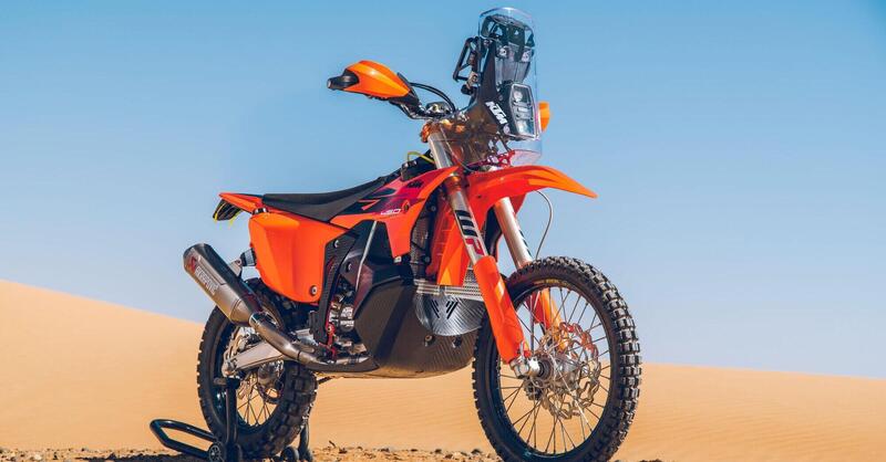 KTM 450 Rally Replica 2027: ecco quanto costa mettersi il deserto in garage [GALLERY]