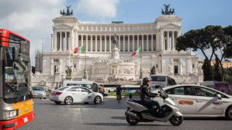 Roma: fermato un giovane per gli spari al corteo del 25 aprile
