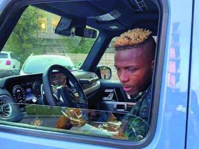 Leasing auto non pagato: Mercedes denuncia Osimhen per una GLE ibrida da 90mila euro