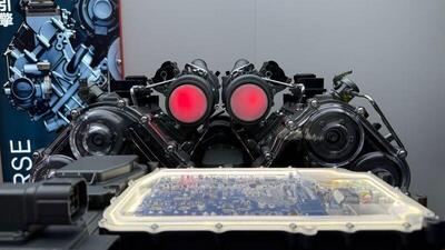 La Cina cambia le regole dell&rsquo;auto: al Salone di Pechino 2026 torna protagonista il motore termico