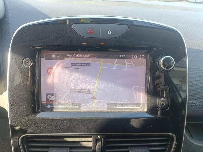 Renault Clio usata a Napoli (10)