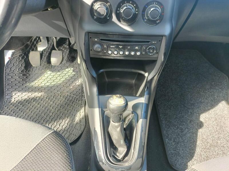 Citroen C3 usata a Napoli (9)