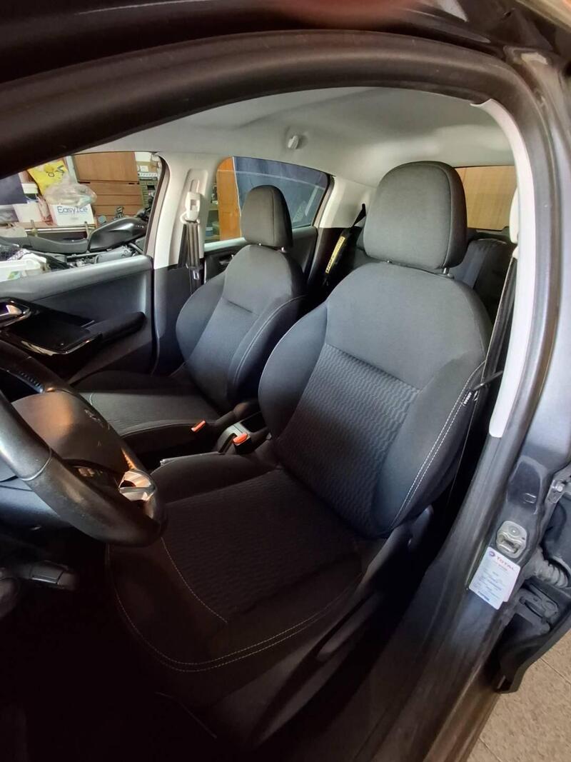 Peugeot 208 usata a Vicenza (4)