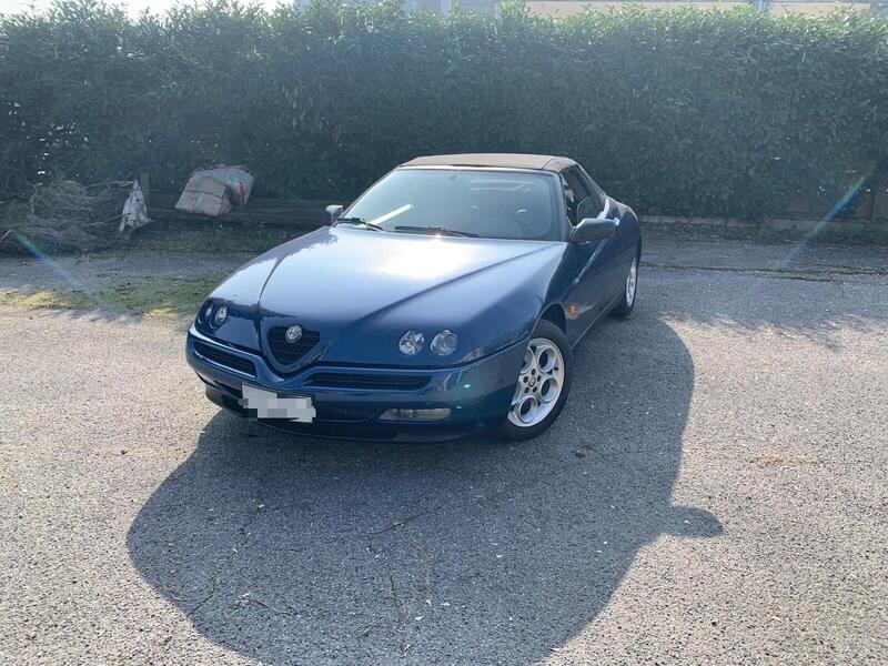 Alfa Romeo SPIDER 916 2.0 T. SPARK 16 V 150 CV ASI  d'epoca a Cremona (2)