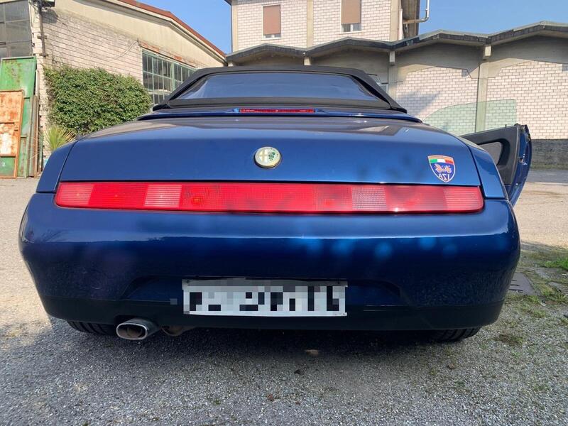 Alfa Romeo SPIDER 916 2.0 T. SPARK 16 V 150 CV ASI  d'epoca a Cremona (10)