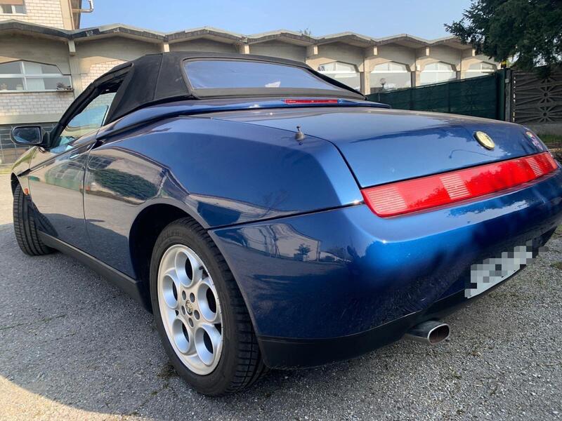 Alfa Romeo SPIDER 916 2.0 T. SPARK 16 V 150 CV ASI  d'epoca a Cremona (13)