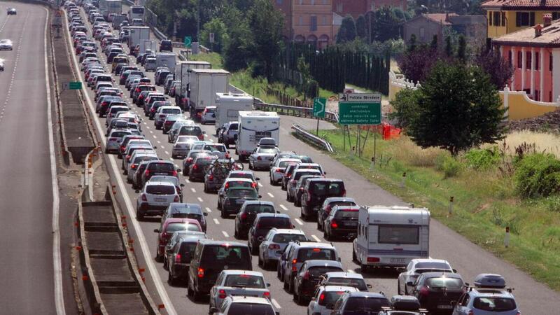 Ponte del 1&deg; Maggio, partenze intelligenti per evitare il traffico