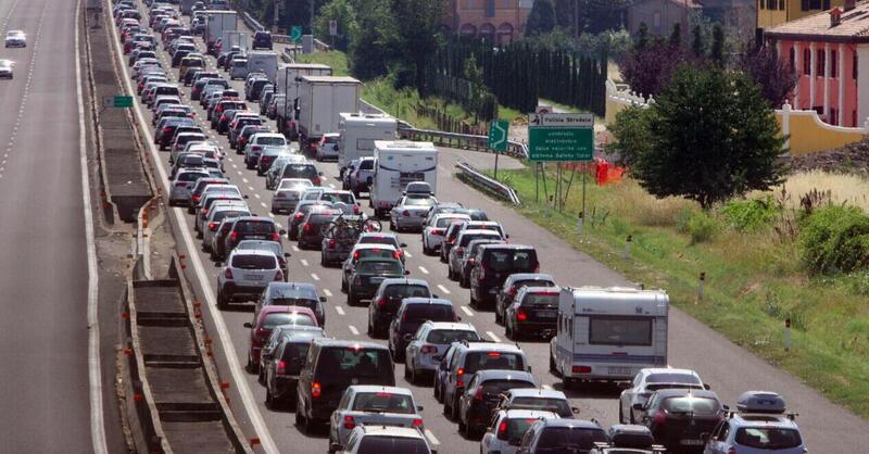 Ponte del 1&deg; Maggio, partenze intelligenti per evitare il traffico