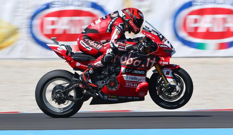 SBK 2026. GP di Ungheria a Balaton Park. Iker Lecuona davanti a tutti nelle libere