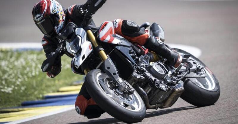 Scarica il Magazine n&deg;691 e leggi il meglio di Moto.it