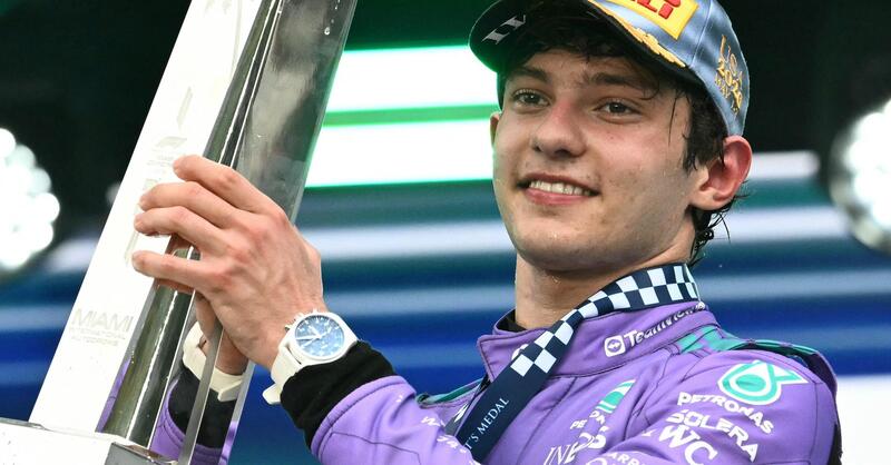 "&Egrave; solo l'inizio": Kimi Antonelli domina a Miami e fa la storia dopo il via da brividi