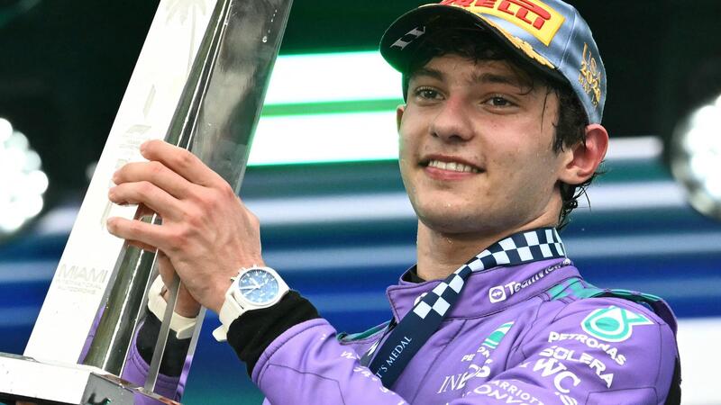 "&Egrave; solo l'inizio": Kimi Antonelli domina a Miami e fa la storia dopo il via da brividi