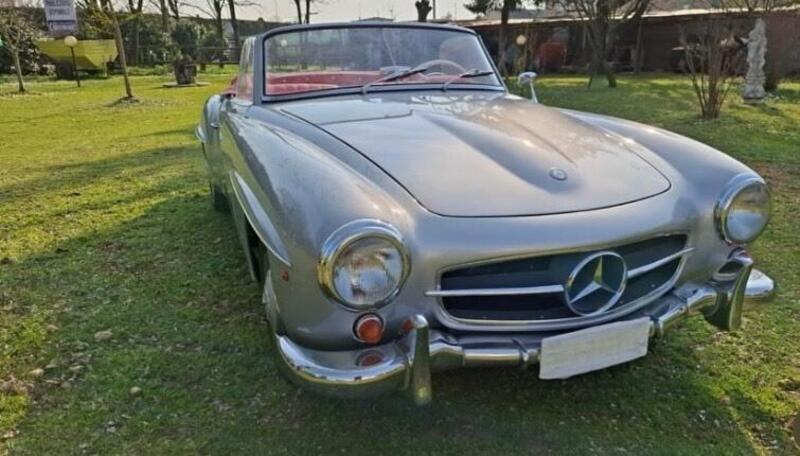 Mercedes-Benz 190 SL RESTAURO TOTALE  d'epoca a Cremona (4)
