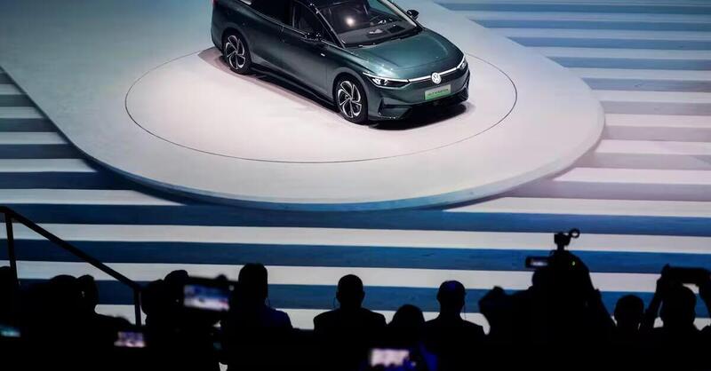 Plot twist automobilistico: in Cina i giovani snobbano le auto europee (troppo da genitori)