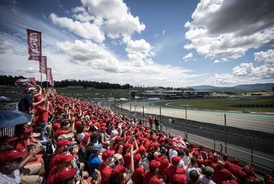 Tribune Ducati