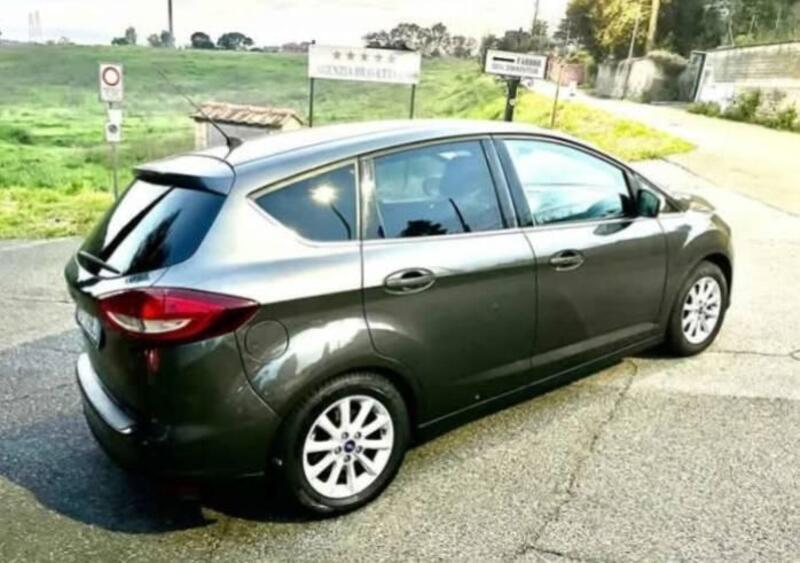 Ford C-Max usata a Roma