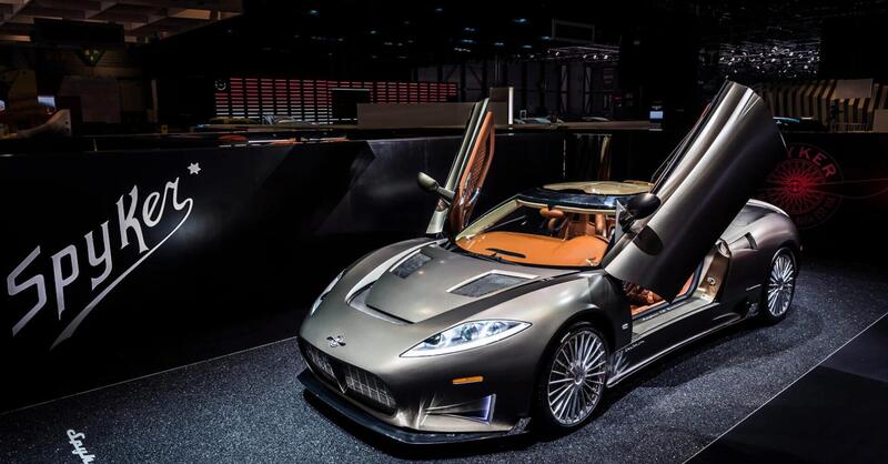 Spyker rinasce con un V8 biturbo da 800 CV: la supercar olandese sfida il tempo a Pebble Beach