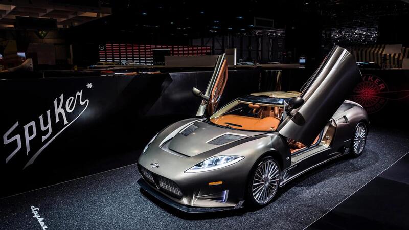 Spyker rinasce con un V8 biturbo da 800 CV: la supercar olandese sfida il tempo a Pebble Beach