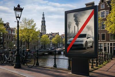 Stop alle pubblicit&agrave; di auto benzina e diesel ad Amsterdam: &egrave; la prima citt&agrave; in Europa