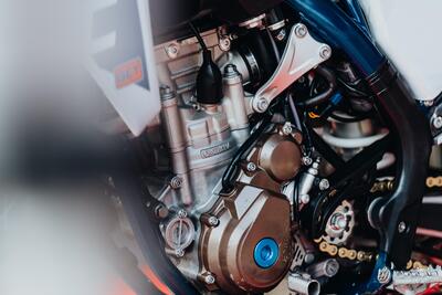 Athena Extreme Big Bore 300cc - La via di mezzo che fa godere - Honda, Yamaha, Kawasaki, Husqvarna [VIDEO]