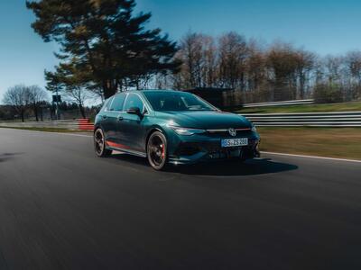 Golf GTI EDITION 50, nuovo record al N&uuml;rburgring: &egrave; la trazione anteriore pi&ugrave; veloce di sempre
