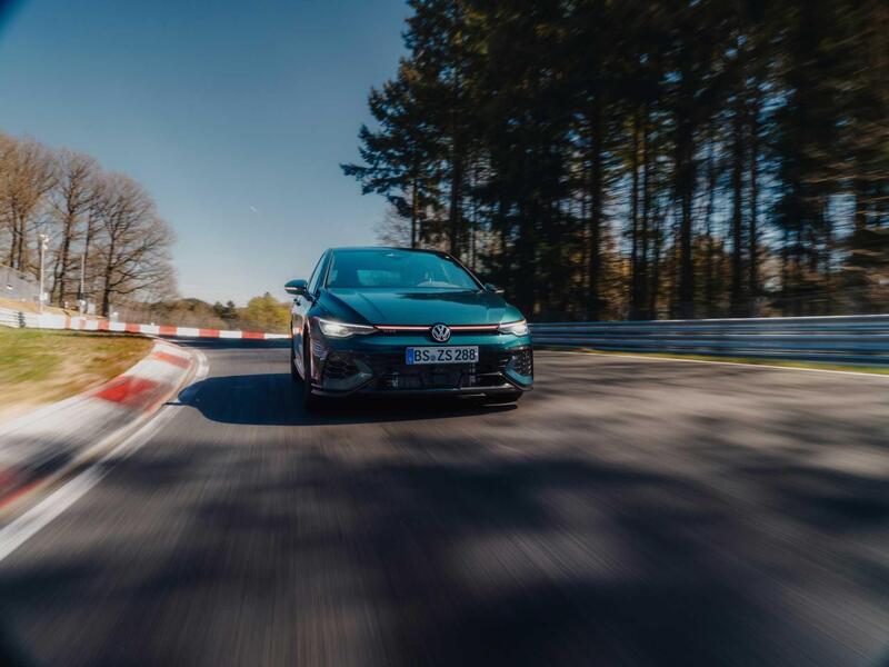Volkswagen Golf GTI EDITION 50