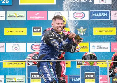 Dunlop CIV 2026, Mugello. Le gare della domenica: sul bagnato vince Delbianco con Pirro quarto, in Supersport primo posto di Fuligni [VIDEO-RISULTATI]