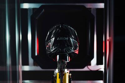 AIROH, il futuro della protezione moto corre tra gallerie del vento e tecnologia d'avanguardia