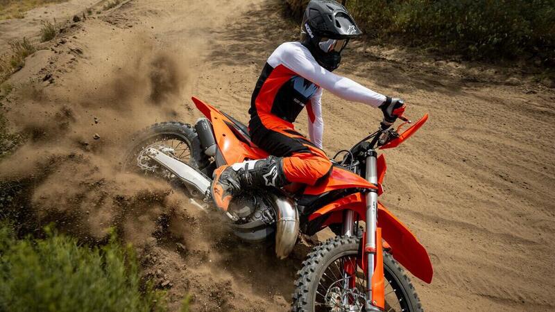 KTM rinnova la gamma XC e XC-F 2027: ecco le nuove Cross Country