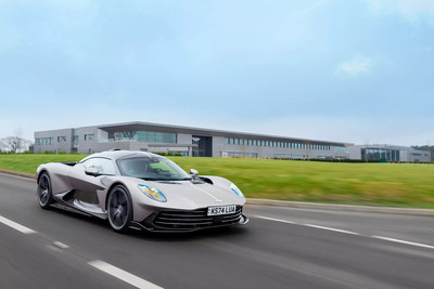 Aston Martin cerca liquidit&agrave;: nuova iniezione di capitali per salvare il marchio britannico