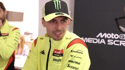 MotoGP 2026. GP di Catalunya. Fabio Di Giannantonio risponde ad Acosta: "Io vado in pista per battere tutti, sia chi sia. Lo sguardo? Volevo controllare che non mi passasse, fine"