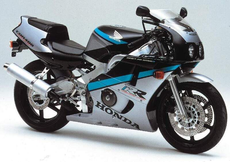 Honda CBR 400 RR CBR 400 RR (2)