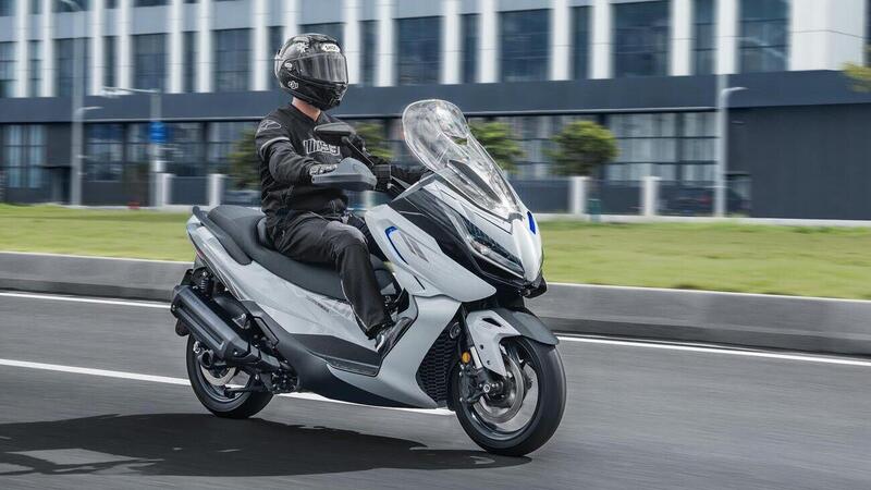 Zontes presenta il nuovo ZT368-E ETC: caratteristiche e dettagli