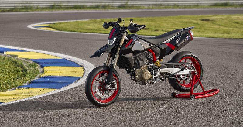 Pi&ugrave; nera, pi&ugrave; arrabbiata, pi&ugrave; Hyper: arriva la Ducati 698 Mono Nera