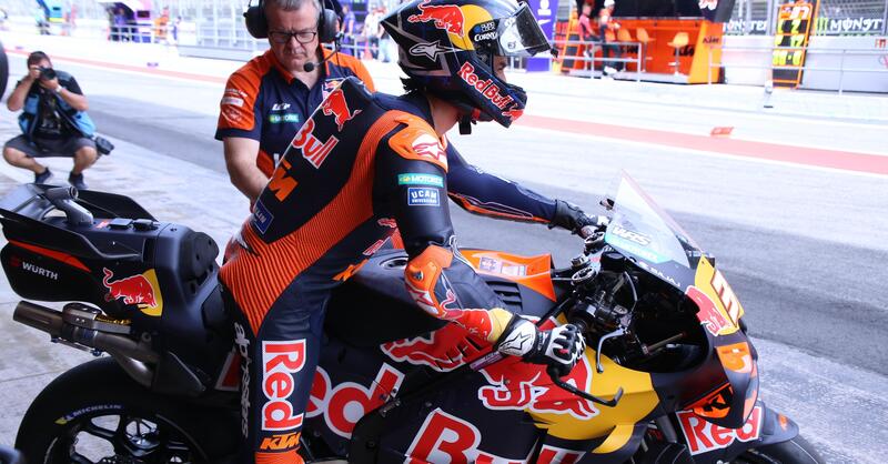 MotoGP 2026. GP di Catalunya. Pre-qualifiche: Pedro Acosta meglio di tutti, poi &Aacute;lex M&aacute;rquez e Brad Binder. Fuori dai 10 Jorge Mart&iacute;n e Pecco Bagnaia [CLASSIFICA]
