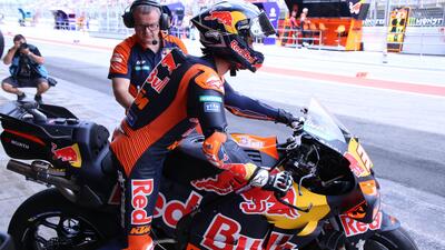 MotoGP 2026. GP di Catalunya. Pre-qualifiche: Pedro Acosta meglio di tutti, poi &Aacute;lex M&aacute;rquez e Brad Binder. Fuori dai 10 Jorge Mart&iacute;n e Pecco Bagnaia [CLASSIFICA]