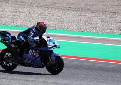 MotoGP 2026. GP di Catalunya. Sprint, vince il più veloce: Álex Márquez, ma che Pedro Acosta! 3° Fabio Di Giannantonio, a terra Jorge Martín, in difficoltà Marco Bezzecchi [CLASSIFICA]