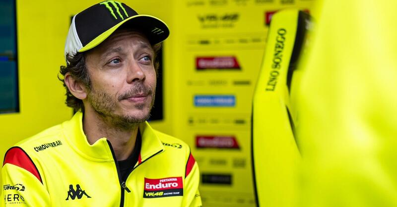 MotoGP 2026. GP di Catalunya. Valentino Rossi a tutto campo: "Acosta-Diggia? Eviterei di passare Pedro e guardarlo...". Campionatino a 4 per il nuovo pilota italiano della VR46: "Chi dimostrer&aacute; di essere pi&uacute; veloce sar&agrave; il favorito"