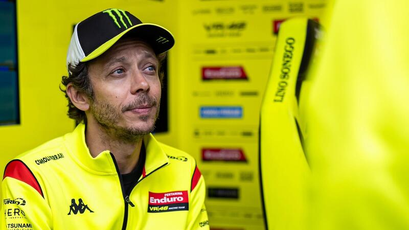 MotoGP 2026. GP di Catalunya. Valentino Rossi a tutto campo: "Acosta-Diggia? Eviterei di passare Pedro e guardarlo...". Campionatino a 4 per il nuovo pilota italiano della VR46: "Chi dimostrer&aacute; di essere pi&uacute; veloce sar&agrave; il favorito"