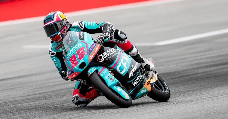 MotoGP 2026. GP di Catalunya. Moto3: Ancora lui! Vince Maximo Quiles. Sul podio Alvaro Carpe e David Mu&ntilde;oz, terzo per 4 millesimi [CLASSIFICA]