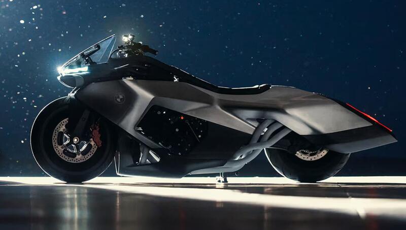 BMW Motorrad Vision K18: &egrave; lei la vera King of Baggers [VIDEO e GALLERY]